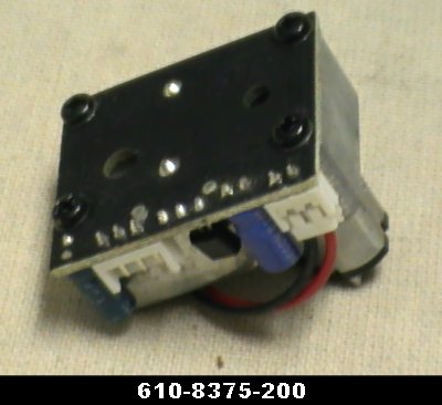 306106108375200-01.jpg